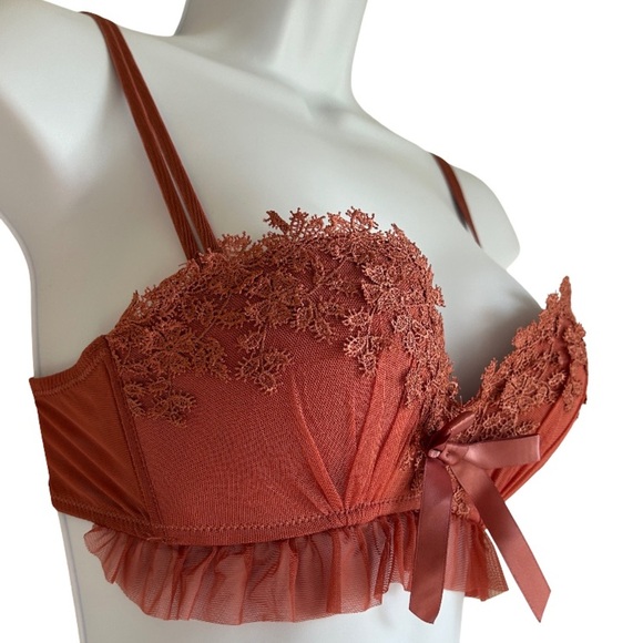 NEW ROMANTIC LACE PUSH UP BRA - Picture 2 of 4
